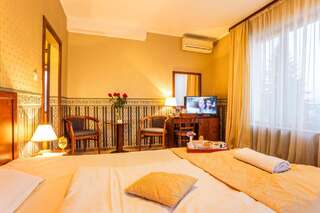 Отель Отель Троян Шато Монтан Троян Двухместный номер с 1 кроватью или 2 отдельными кроватями-3